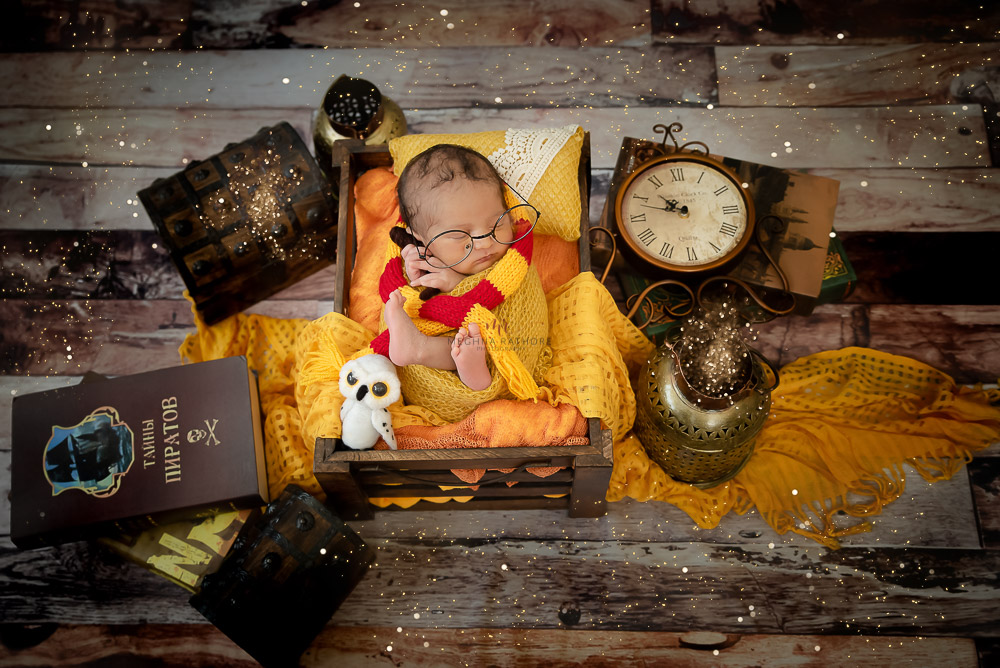 Newborn Baby Photo Session Props Setup Gallery 1