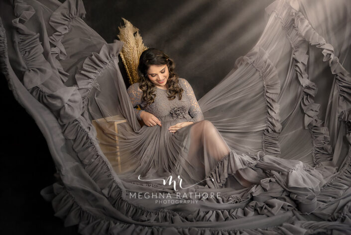 India Best Maternity Photographer in Delhi, Pregnancy Photoshoot in amazing maternity gown