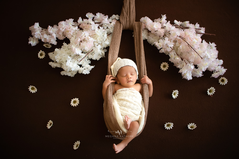 Newborn Baby Photoshoot – Floral Setup 2