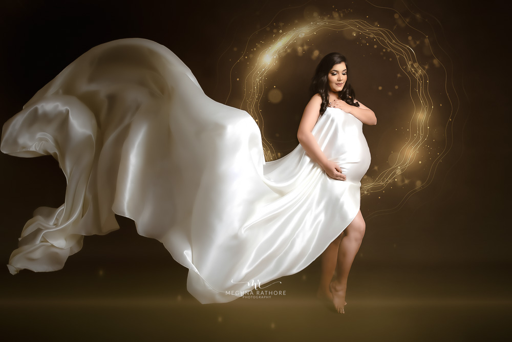 meghna rathore photography best maternity photographer in delhi with artistic edits