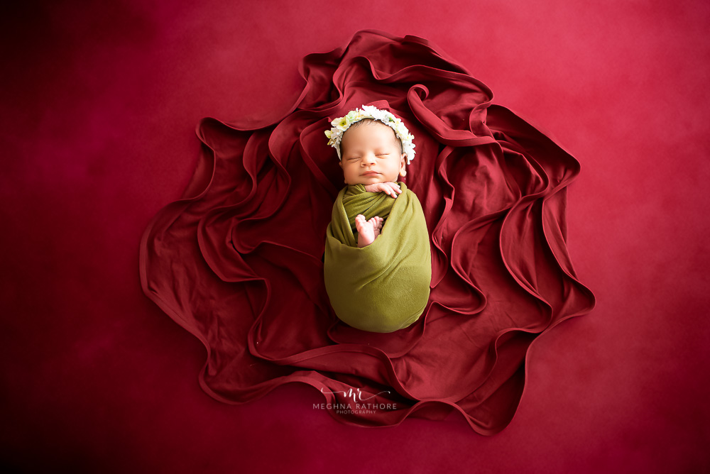 Newborn Album - 25 Days Newborn Baby Girl Photoshoot Creative Themes Props By Meghna Rathore Delhi