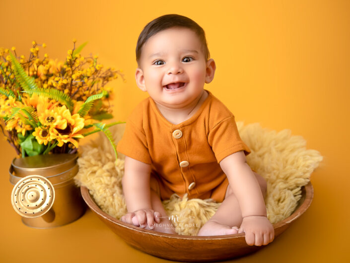Kid Album - 6 Months Old Baby Boy Sitter Blue Portrait Family Theme Photoshoot by Meghna Rathore Delhi