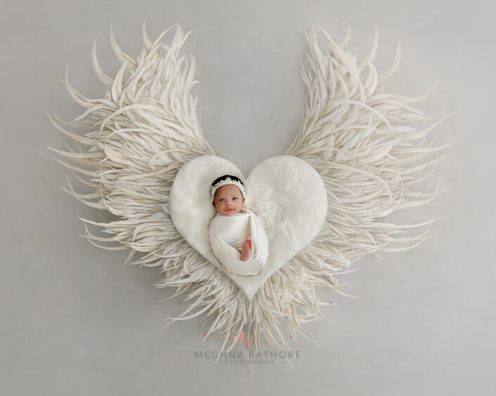 meghna rathore photography photoshoot of 30 days old newborn baby girl