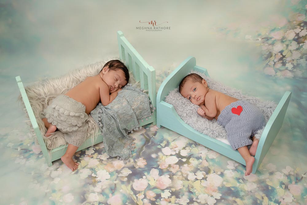Newborn Baby Photo Session Props Setup Gallery 2