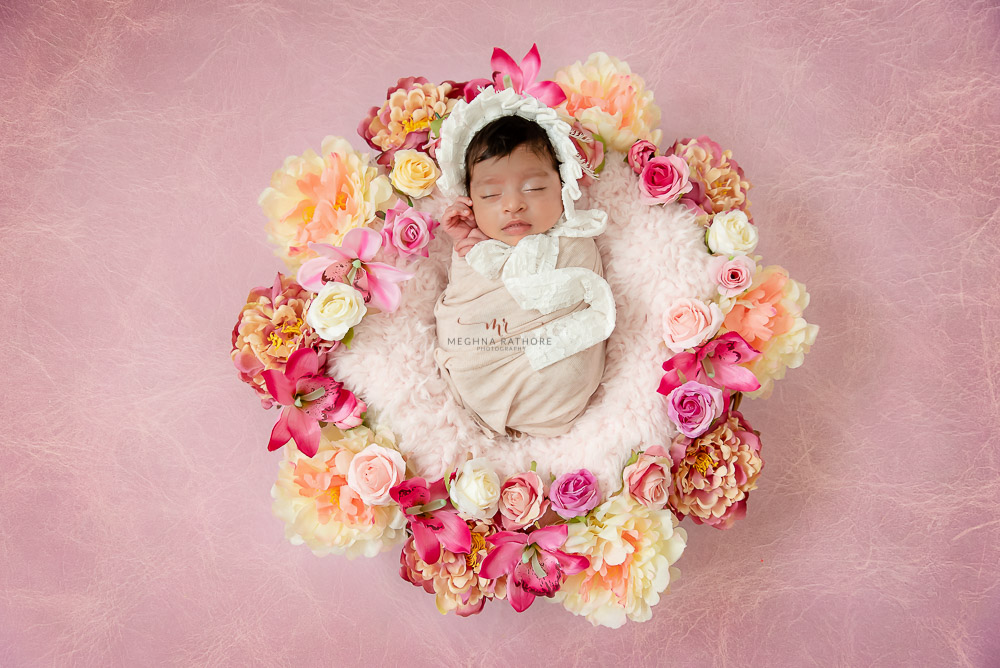 NEWBORN BABY PHOTO SESSION DURING WINTERS OF DELHI