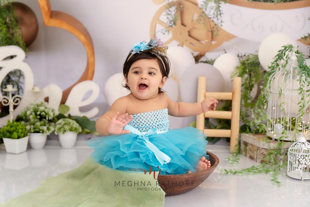 Newborn Photoshoot Ideas - 30 Tips and Trick Newborn Poses, Props, and Ideas  2022 - abrittonphotography