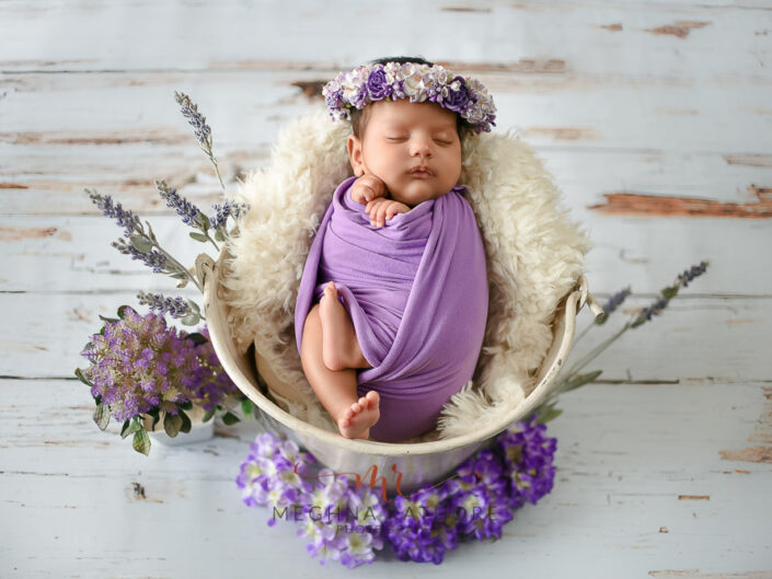 18 – Newborn Baby Photoshoot – Iron Bucket Prop