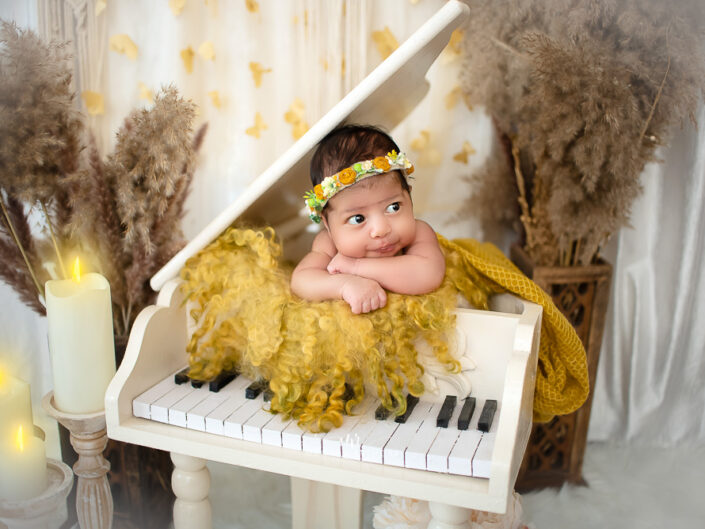 5 – Newborn Baby Photoshoot – Wooden Piano Prop