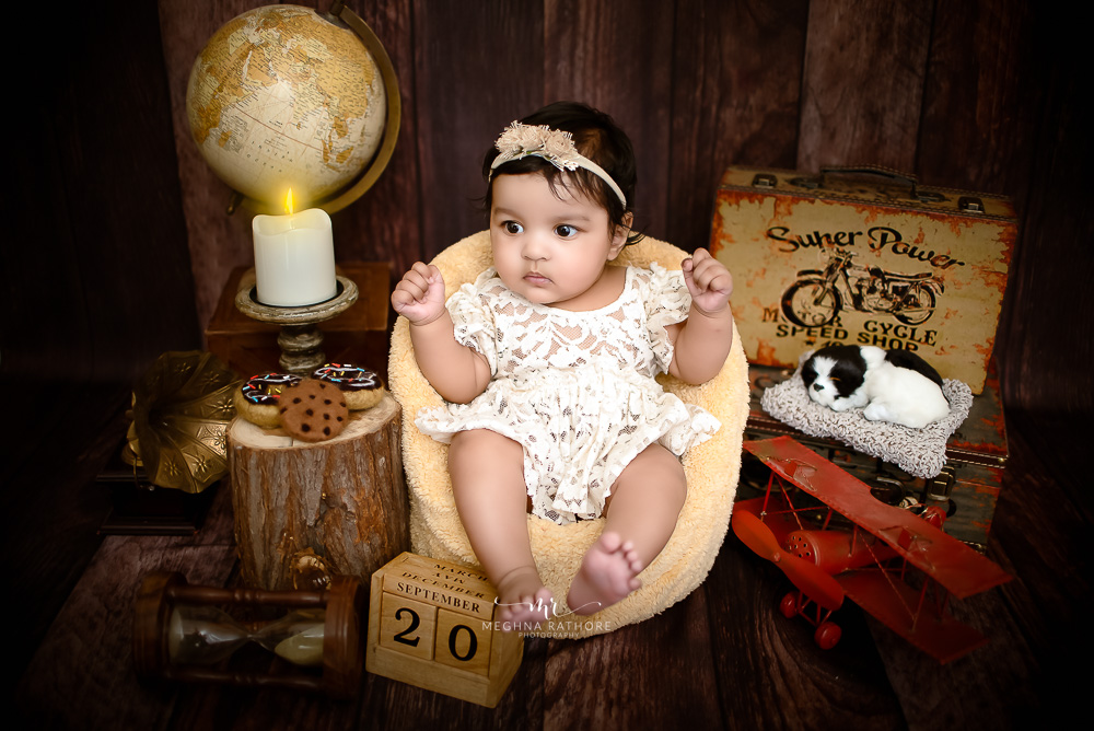 12 Cute Monthly Baby Girl Photo Ideas - Another Mommy Blogger