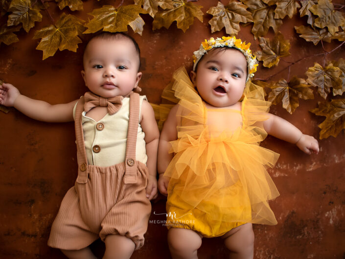 Baby Gallery – Twins Photoshoot of 4 Months Babies with Portrait, Fashion, Beach, Boho, Boss Baby and family concepts By Meghna Rathore Photography, Gurugram, India.