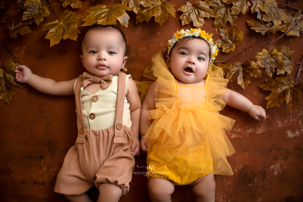 Baby Gallery - Twins Photoshoot of 4 Months Babies with Portrait, Fashion, Beach, Boho, Boss Baby and family concepts By Meghna Rathore Photography, Gurugram, India.