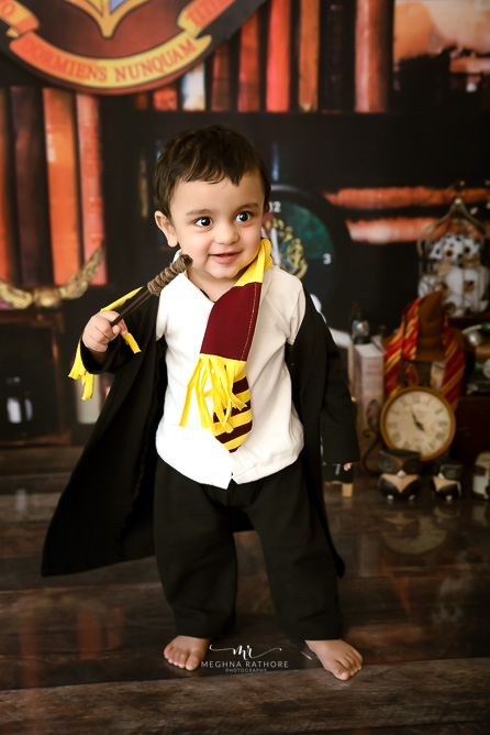17 Cool 1st Birthday Photoshoot Ideas For Baby Boys and Girls - MOM News  Daily