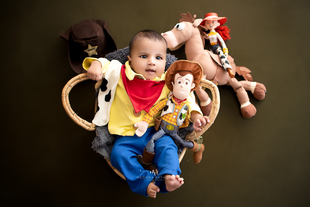 Baby Album - 5 Months Old Baby Boy Photoshoot Album Creative Themes Setups By Meghna Rathore Delhi Gurgaon