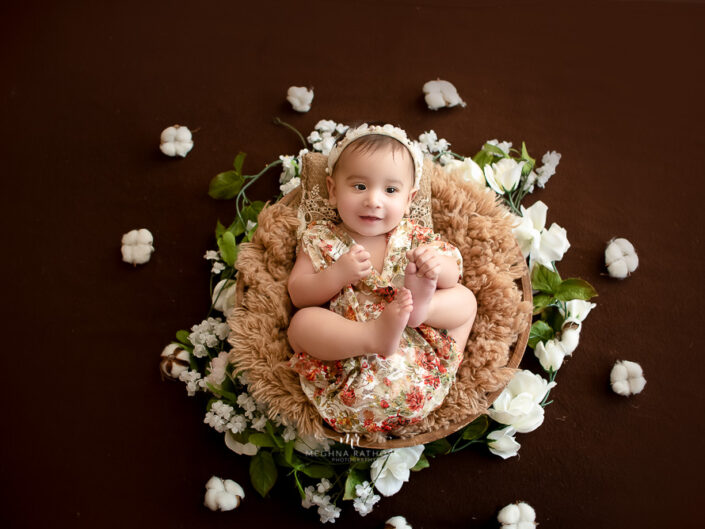 Baby Album – 5 Months Old Baby Girl Photoshoot With Mom & Me Session By Meghna Rathore Gurgaon