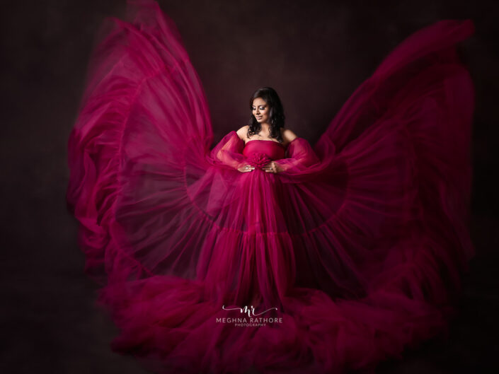 Maternity Album – Gorgeous Maternity Photoshoot in Delhi