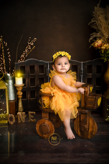 Kids Gallery - 1 Year Old Baby Pre Birthday Photoshoot With Portrait, Fashion and Vintage Themes.
