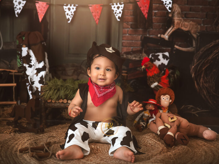 Kid Album – 1 Year Old Boy Photoshoot In Cowboy and Chef Theme.