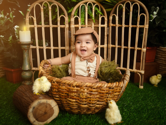 Kids Album – 7 Months Baby Boy Photoshoot in Portrait, Boho, Christmas and Travel Theme
