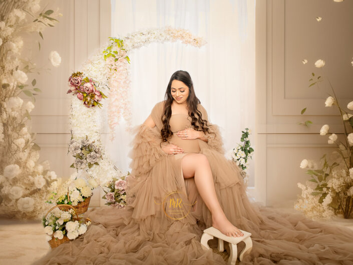 Maternity Album – Gorgeous Mommy To Be Maternity Photoshoot in Rust and Brown Gowns and in Golden Drape