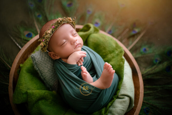 Sleeping with mesmerizing beauty wearing tiara during photoshoot a one moth baby captured by Meghna Rathore best maternity and child photographer Delhi NCR, Haryana