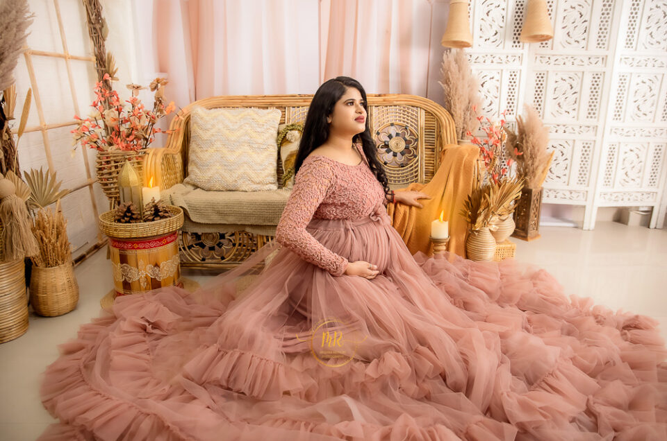Some Gorgeous Maternity Photoshoot Ideas