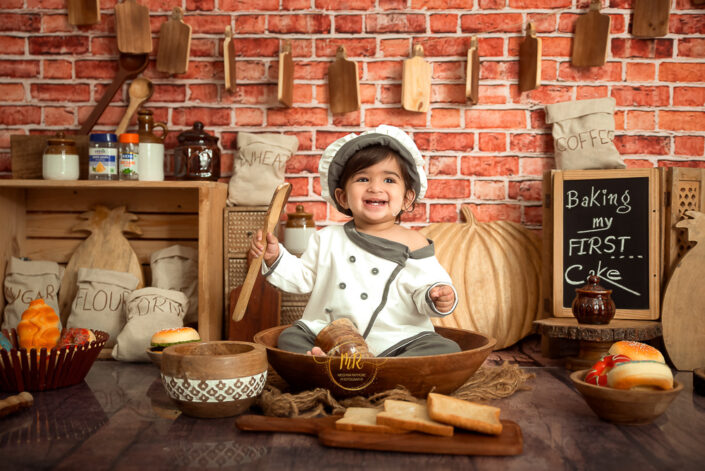 1 year pre birthday photoshoot in delhi gurugram India by best baby photographer meghna rathore photography